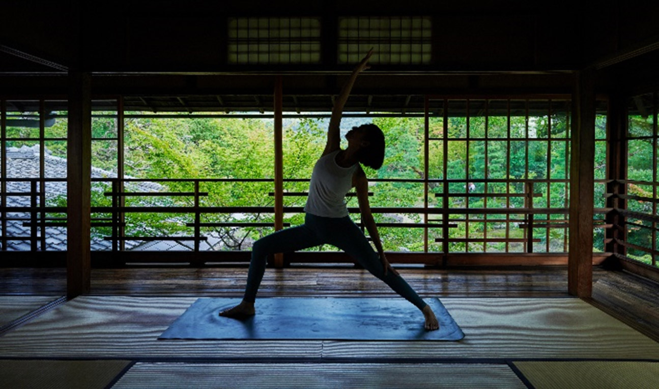 THE THOUSAND YOGA