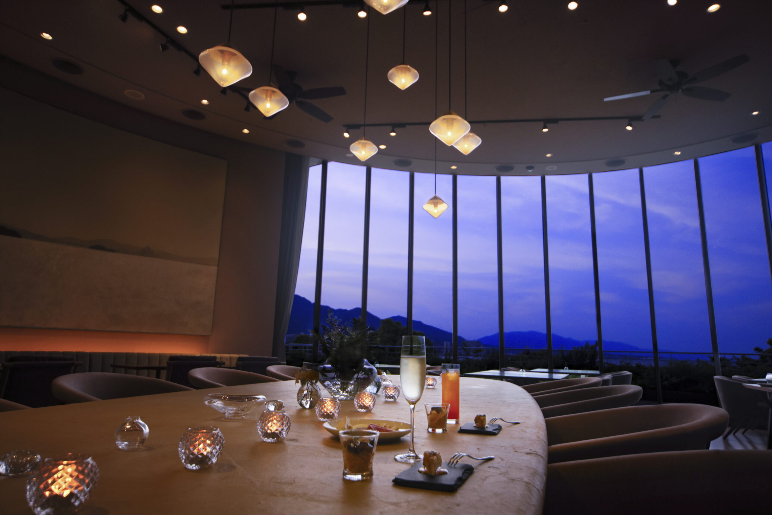 【クラブフロアステイ／クリスマスディナー】聖なる夜を華やかに彩るイタリアンビュッフェ 夕朝食付プラン