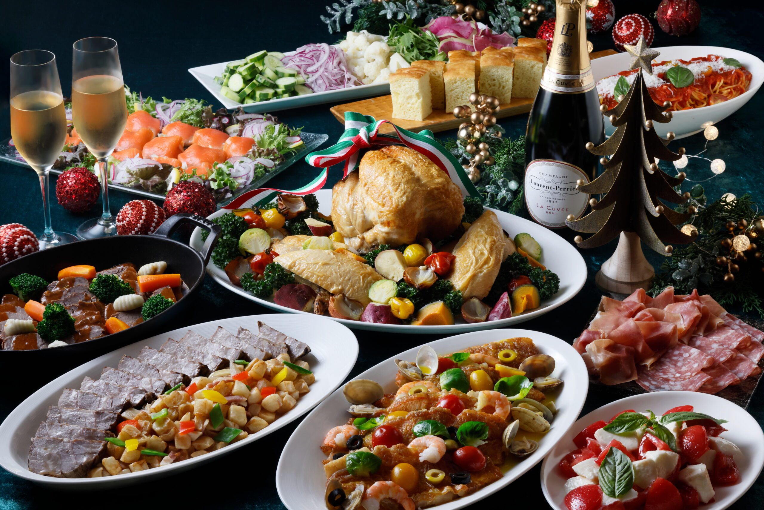 【クリスマスディナー】聖なる夜を華やかに彩るイタリアンビュッフェ 夕朝食付プラン