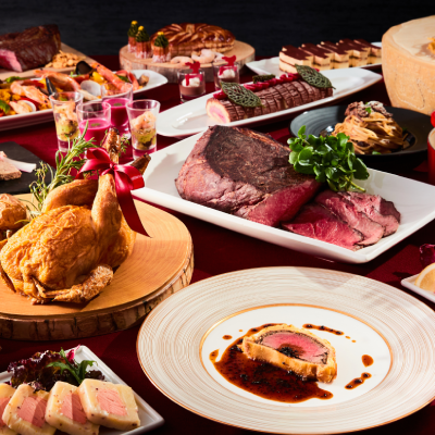 4日間限定のクリスマスディナービュッフェを開催黒トリュフ香る牛肉のパイ包み焼きなど、華やかなメニューをラインアップ