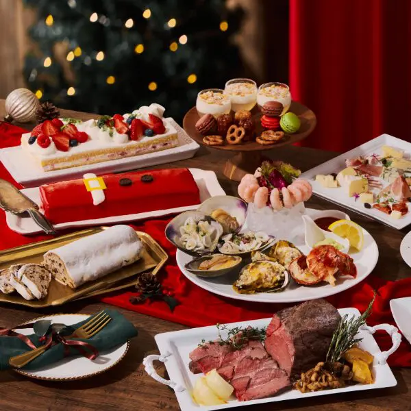 クリスマスウィークは特別メニューが登場｜期間限定で館内をクリスマス仕様に！お日にち限定で生演奏のコンサート実施