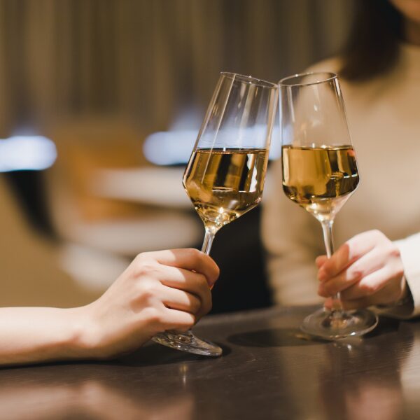 【スパークリングワイン飲み放題】50種フリーフロー＆フード全5種｜豪華女子会プラン