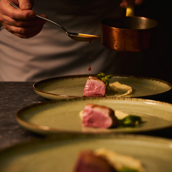 【公式HP限定】THE THEATER DINNER BUFFET 20％引きプラン