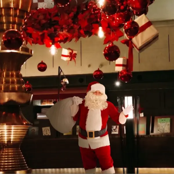  【クリスマス特別企画】サンタがお部屋にやってくる！サプライズステイ＆館内イベント開催