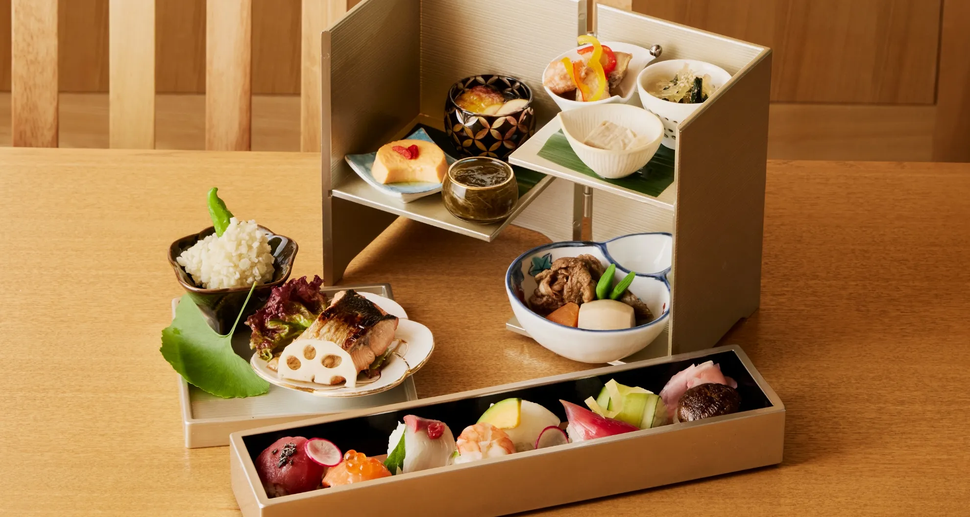 KIZAHASHI 昼食 会席「KIZAHASHI　階」