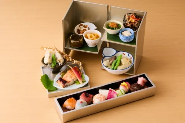 KIZAHASHI 昼食 会席「KIZAHASHI　階」