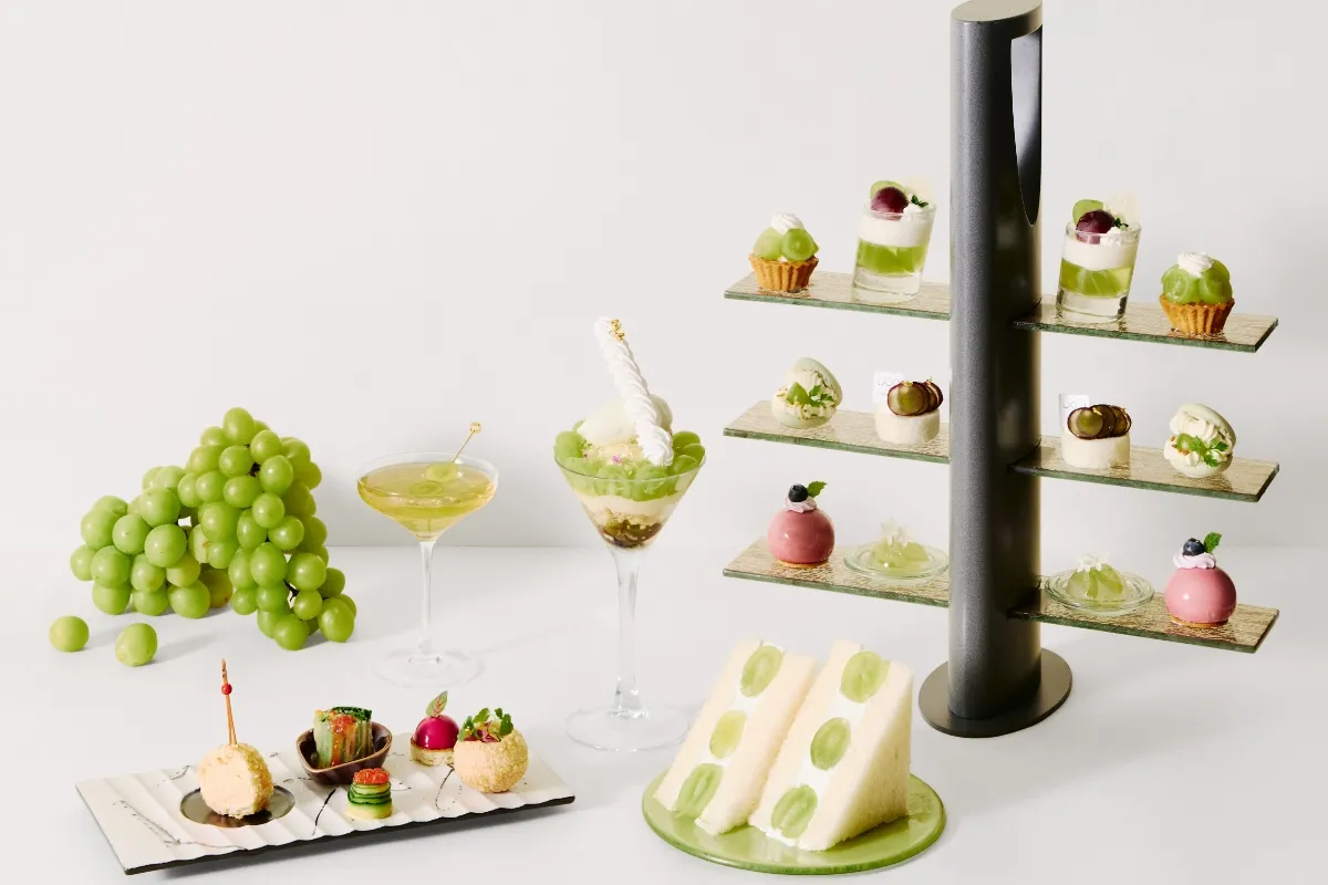 THE SHINE MUSCAT SEASON Parfait Afternoon Tea