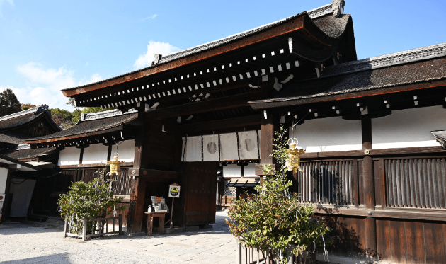 下鴨神社の言社（入口）