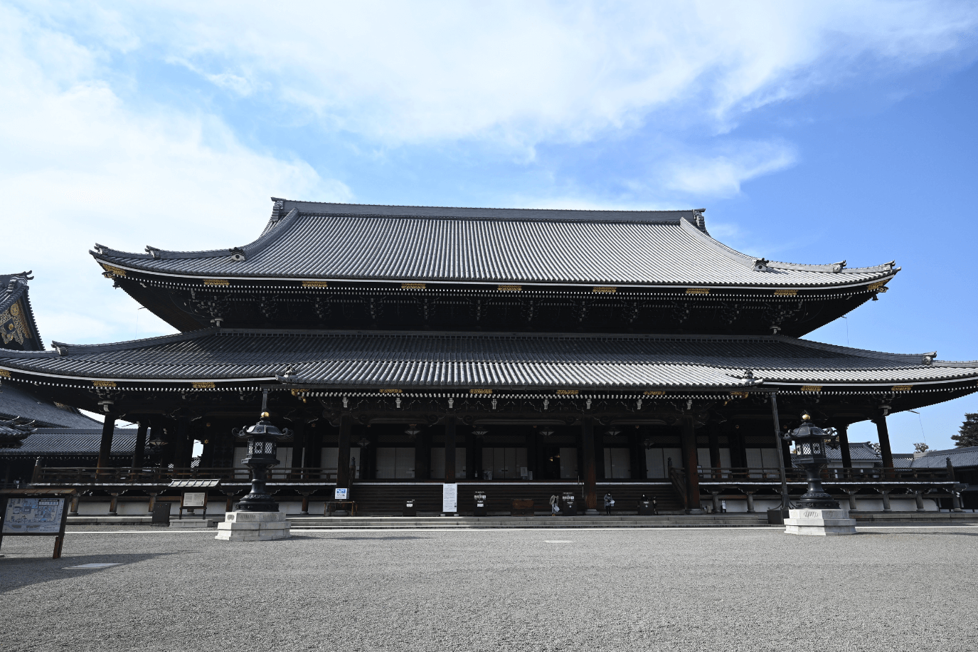 東本願寺の御影堂