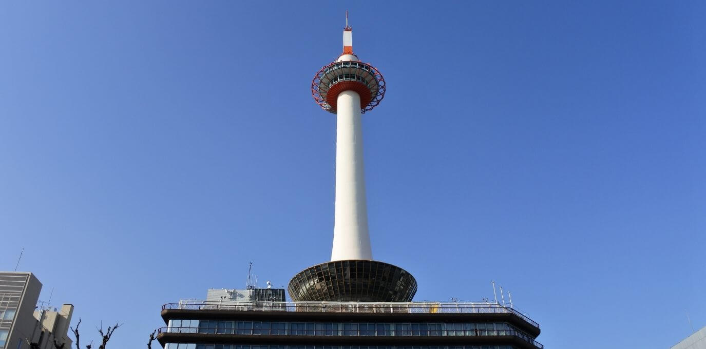 京都タワー　青空