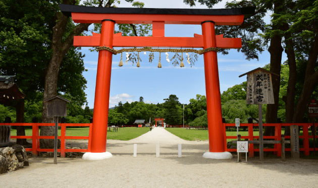 上賀茂神社 一の鳥居 (1).png