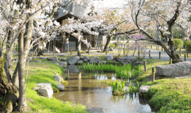 渉成園の傍花閣