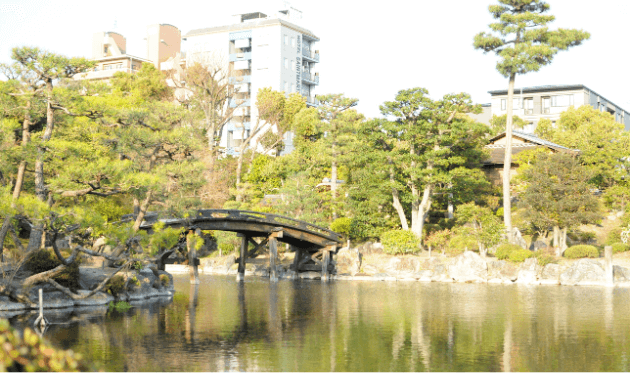 渉成園の印月地