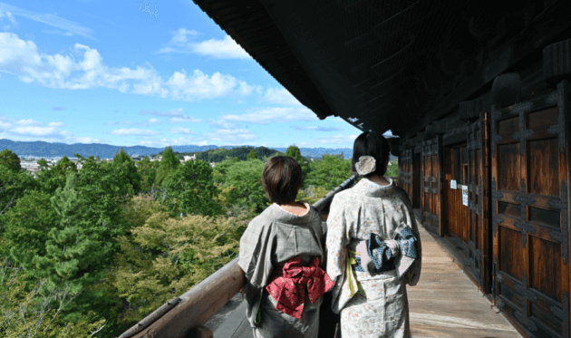 南禅寺三門楼上で着物撮影