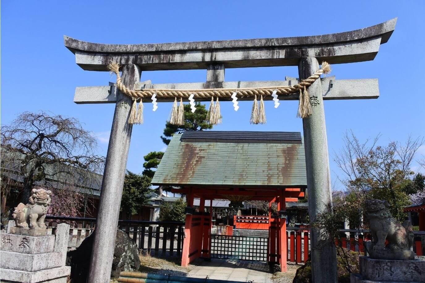 車折神社の鳥居