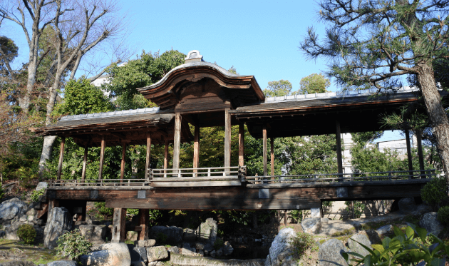 渉成園の回棹廊