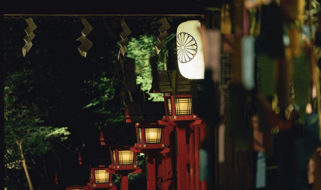 貴船神社 七夕笹飾りライトアップ