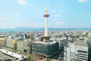 「ニデック京都タワー」の見どころ｜京都観光のスタート地点イメージ>