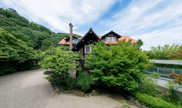 アサヒグループ大山崎山荘美術館の本館外観