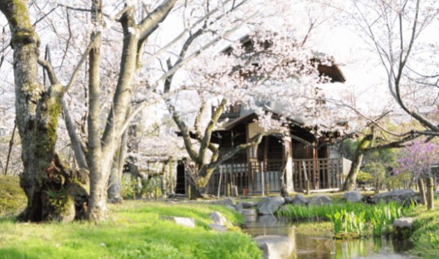 渉成園の傍花閣（ぼうかかく）