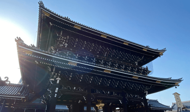 東本願寺 山門.png