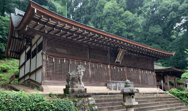 宇治上神社 本殿 (1).png