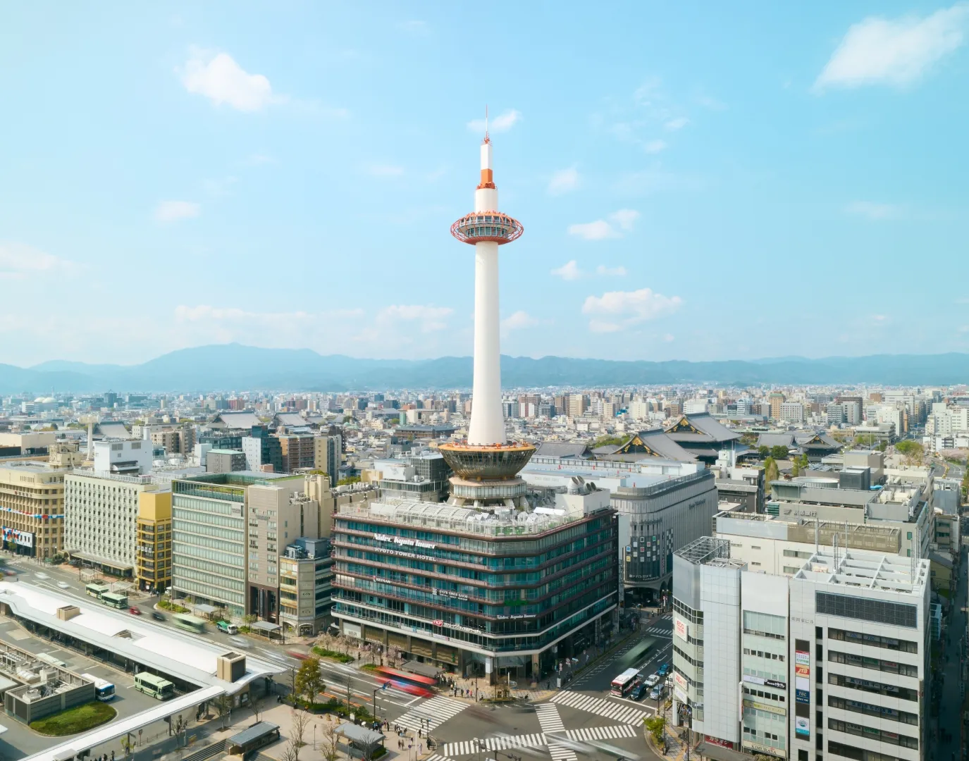 京都タワー　青空